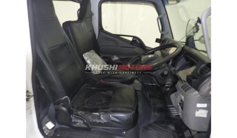 
								Mitsubishi Canter 2018 full									