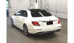 
										Mercedes E200 2018 full									