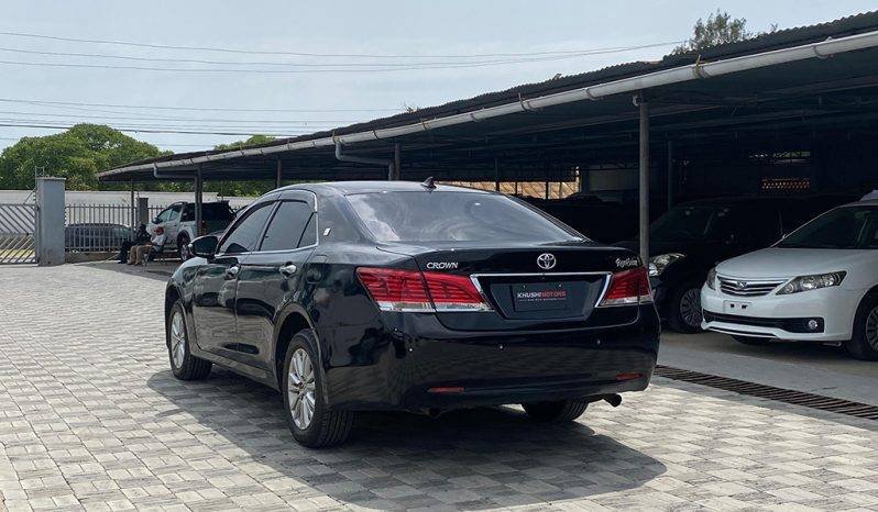 
								Toyota Crown Royal saloon 2014 full									