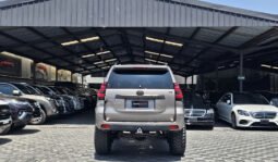 
										Toyota Land Cruiser Prado 2018 full									