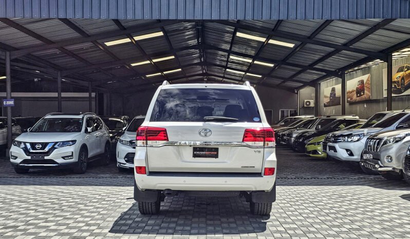 
								Toyota Land Cruiser ZX V8 2018 full									