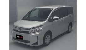 Toyota Voxy 2018