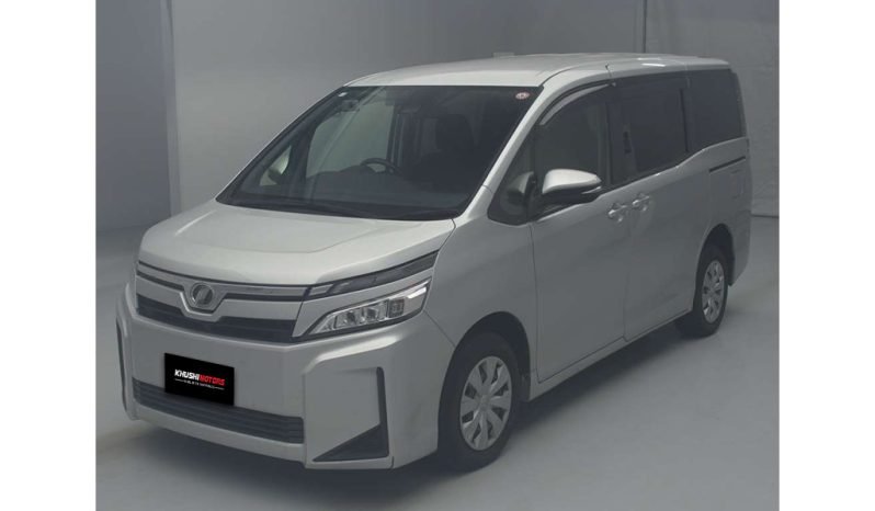 
								Toyota Voxy 2018 full									