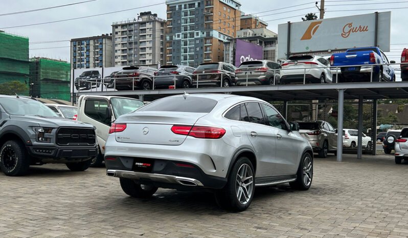 
								Mercedes Benz GLE350D 2017 full									