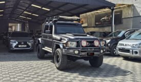 Toyota Land Cruiser Pickup 2017