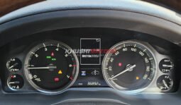 
										Toyota Land Cruiser ZX V8 2018 full									