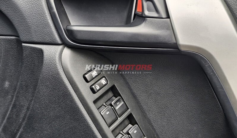 
Toyota Land Cruiser Prado 2018 full									