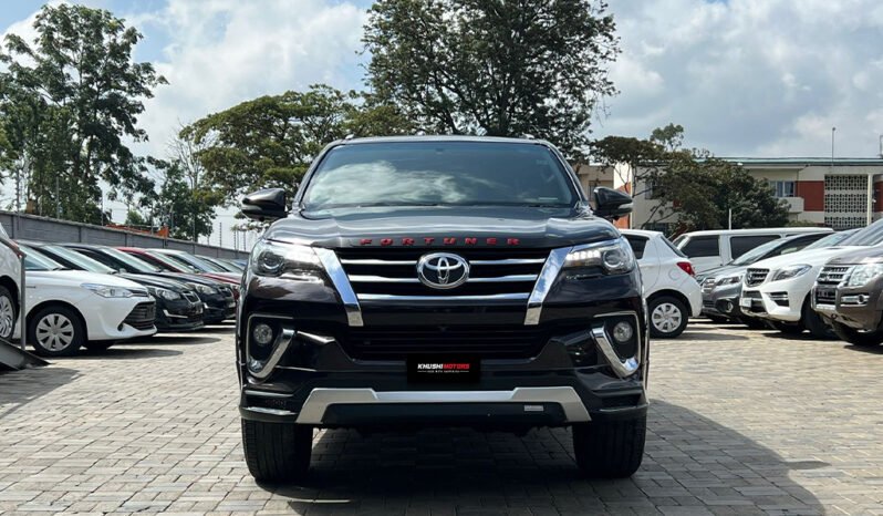 
								Toyota Fortuner 2016 full									