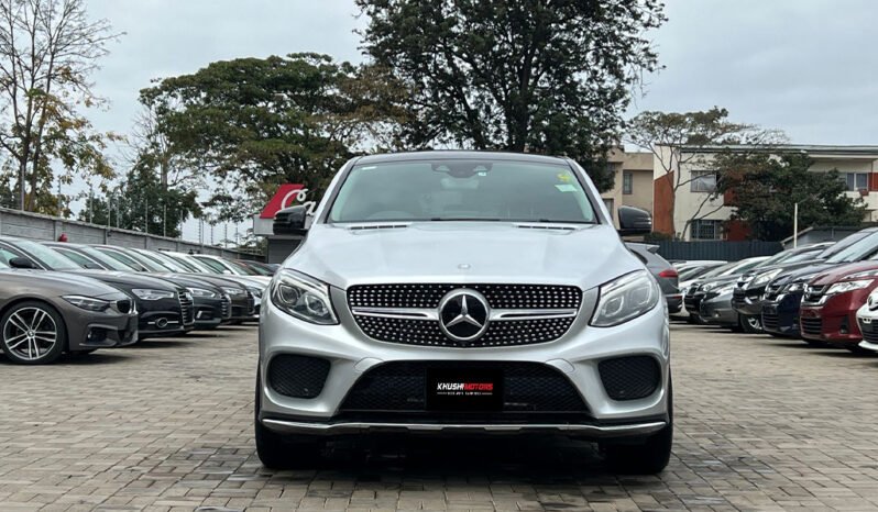 
								Mercedes Benz GLE350D 2017 full									