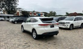 Toyota Harrier 2020