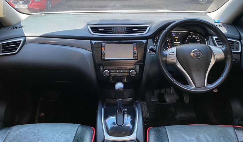 
								Nissan Xtrail 2015 full									