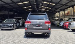 
										Toyota Land Cruiser ZX V8 2018 full									