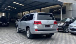 Toyota Land Cruiser VXR 2017