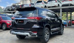 
										Toyota Fortuner 2016 full									