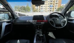 
										Toyota Land Cruiser Prado VX 2022 full									