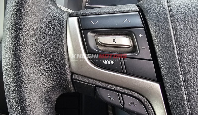 
Toyota Land Cruiser Prado 2018 full									