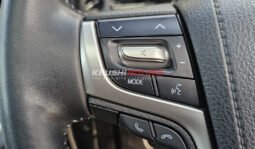 
										Toyota Land Cruiser ZX V8 2018 full									