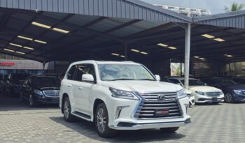 Lexus LX570 2019