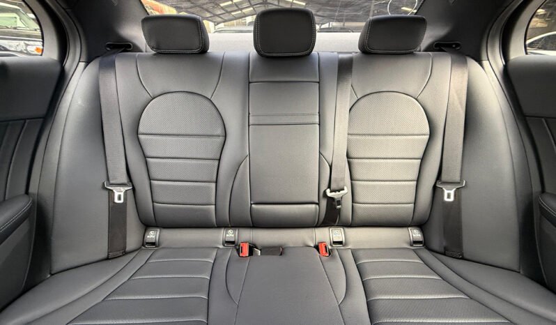 Mercedes Benz C180 2018 full
