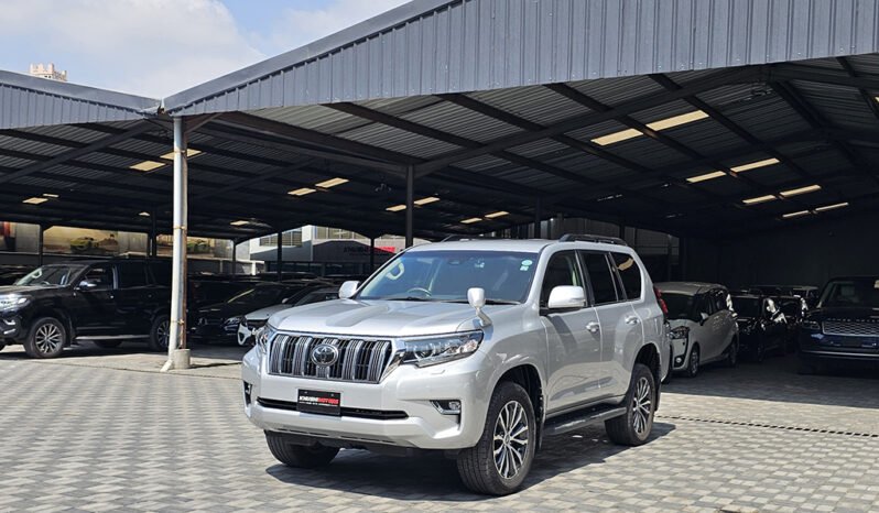 
								Toyota Land Cruiser Prado 2018 full									