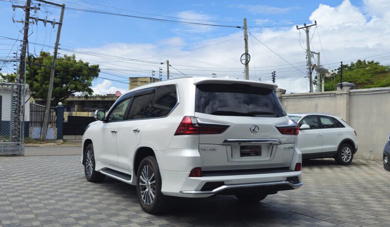 Lexus LX570 2019 full