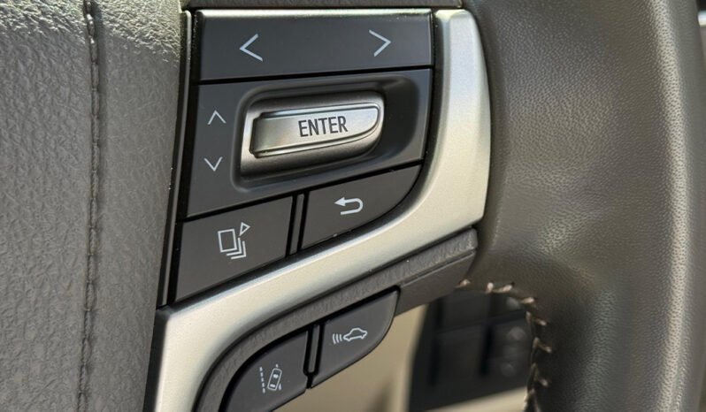 
Toyota Land Cruiser Prado 2018 full									