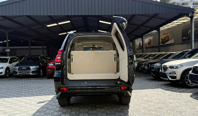 
Toyota Land Cruiser Prado 2018 full									