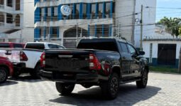 Toyota Hilux D Cabin 2022 full