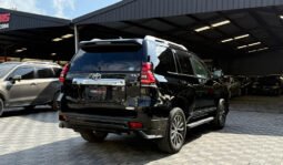 
Toyota Land Cruiser Prado 2018 full									