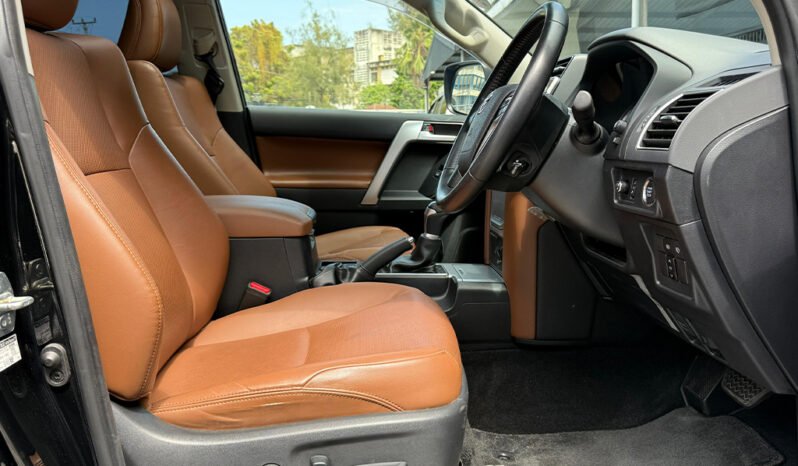 
Toyota Land Cruiser Prado 2021 full									