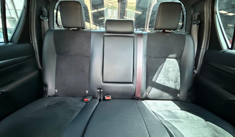 Toyota Hilux D Cabin 2022 full