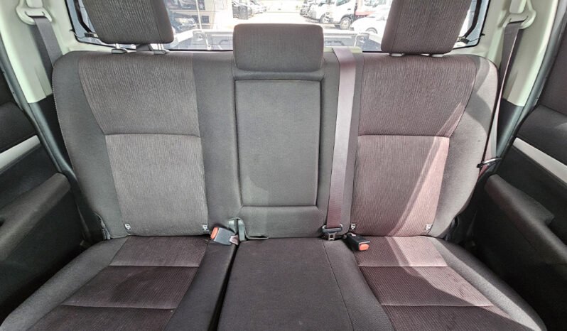 
Toyota Hilux D Cabin 2017 full									