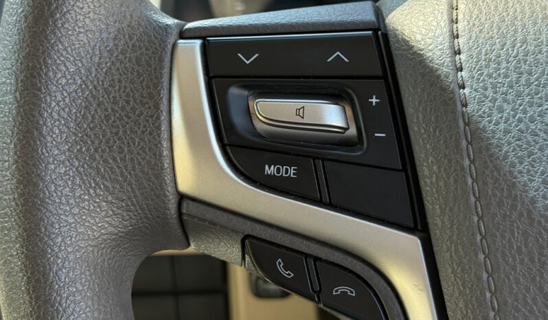 
Toyota Land Cruiser Prado 2018 full									