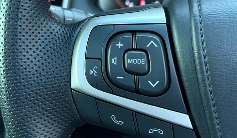 
								Toyota Harrier 2018 full									