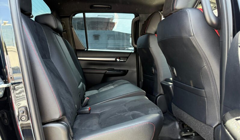 Toyota Hilux D Cabin 2022 full