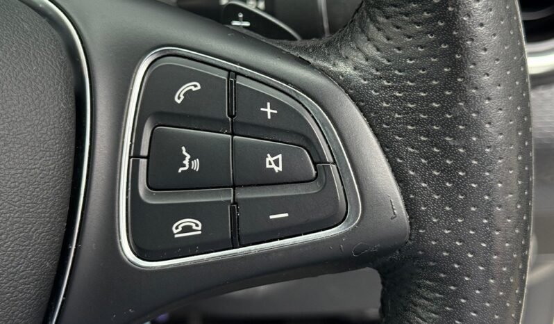 Mercedes Benz A180 2018 full