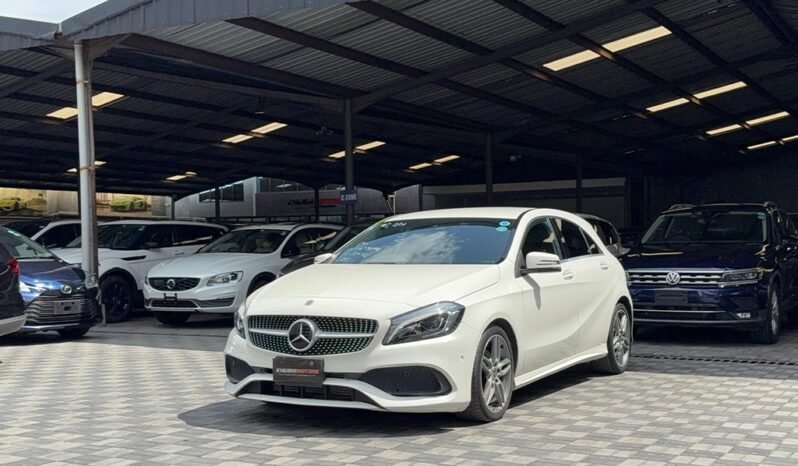 Mercedes Benz A180 2018 full
