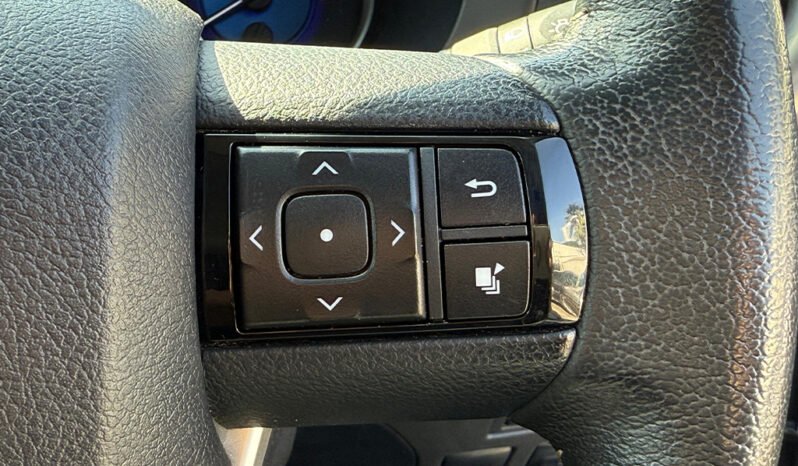 
Toyota Hilux D Cabin 2018 full									