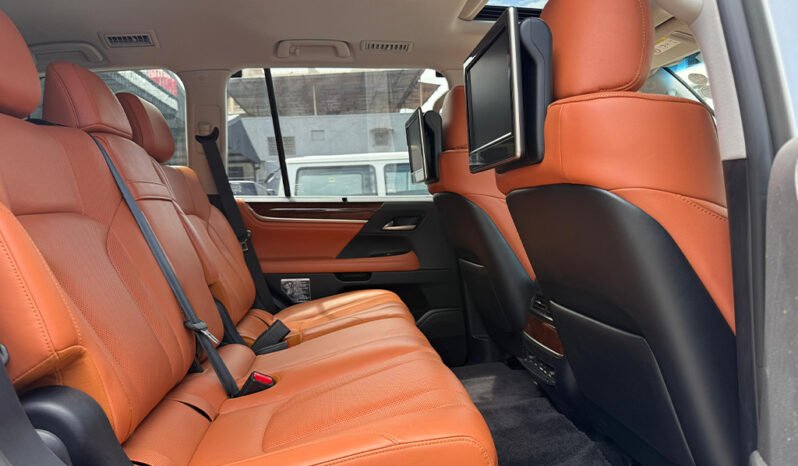 Lexus LX570 2019 full