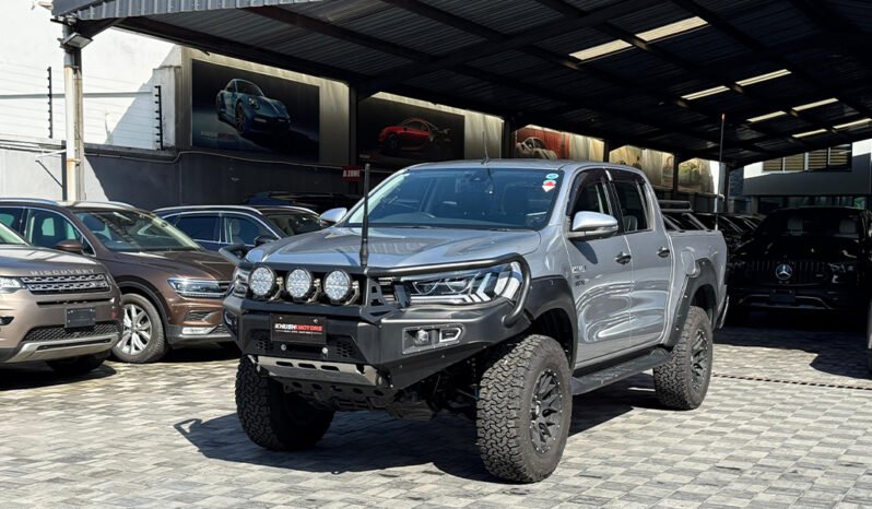 
Toyota Hilux D Cabin 2018 full									