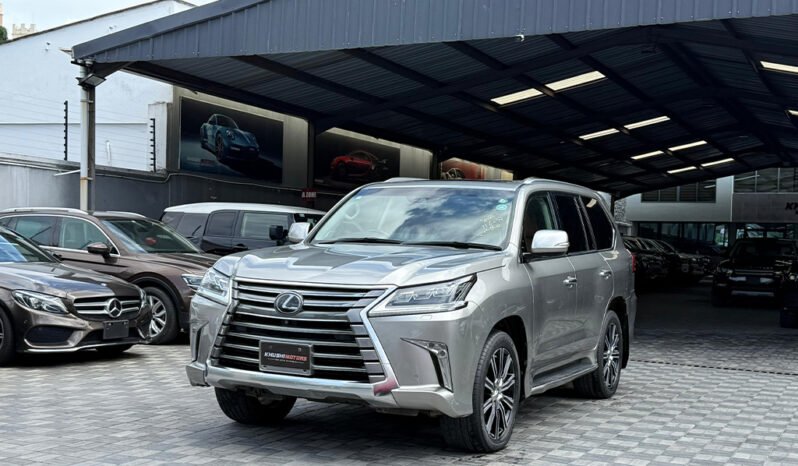 Lexus LX570 2019 full