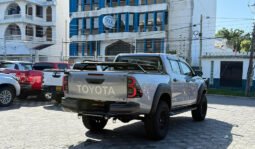 Toyota Hilux D Cabin 2018 full