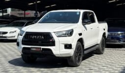 Toyota Hilux D Cabin 2022 full