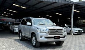 Toyota Land Cruiser ZX V8 2018