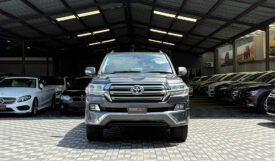 Toyota Land Cruiser Sahara V8 2015