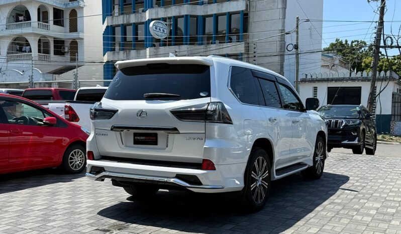 Lexus LX570 2019 full