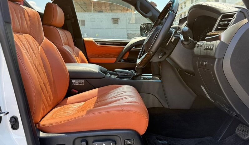 Lexus LX570 2019 full