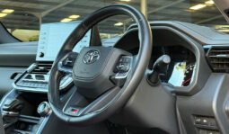 Toyota Land Cruiser ZX 300 2023 full