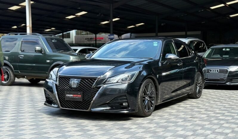 Toyota Crown Athlete S 2018 full