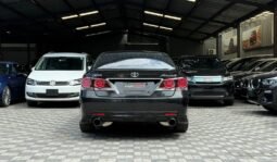 Toyota Crown Athlete S 2018 full